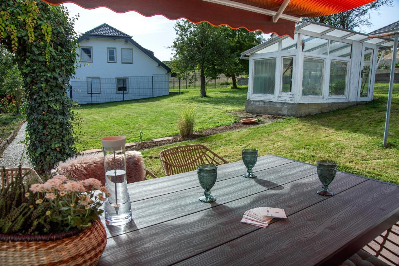 Casa Oos Lägenhet Rockeskyll Exteriör bild